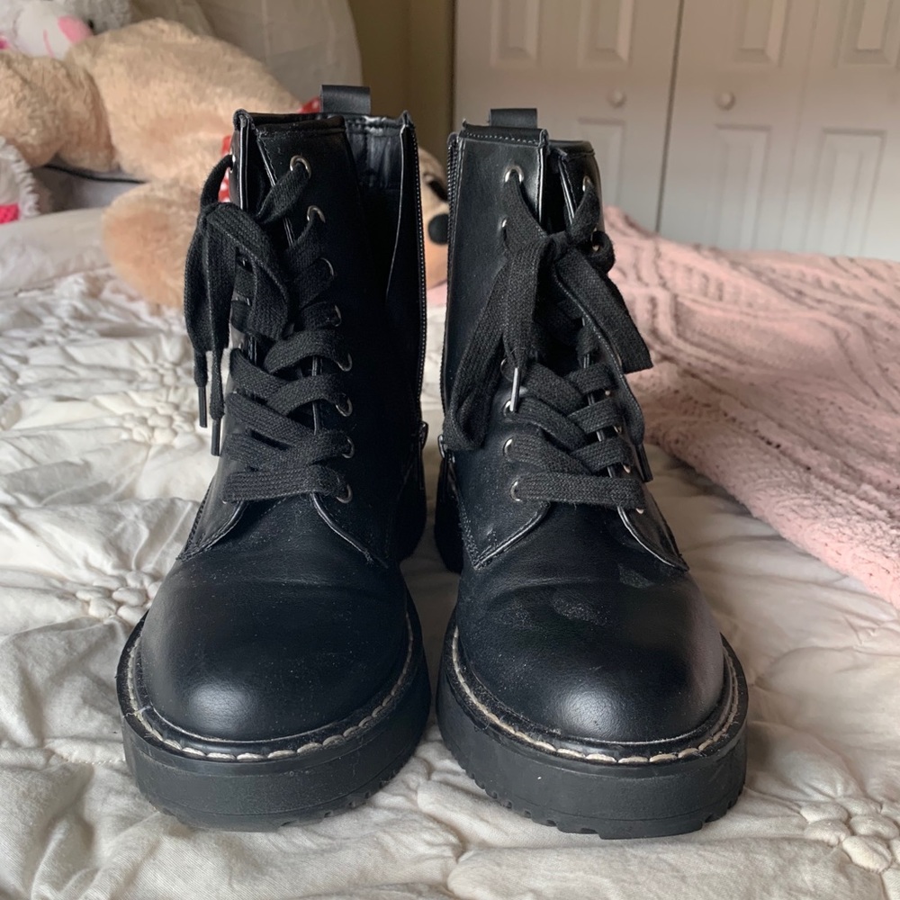 Black boots
